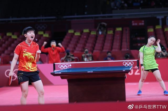 双方比分紧 双方比分紧