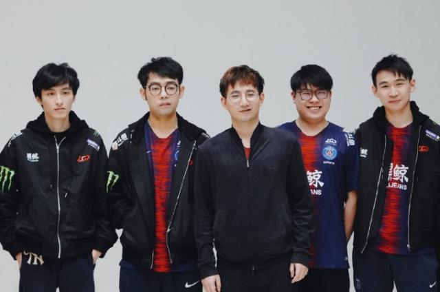 解球隊的表 解球隊的表