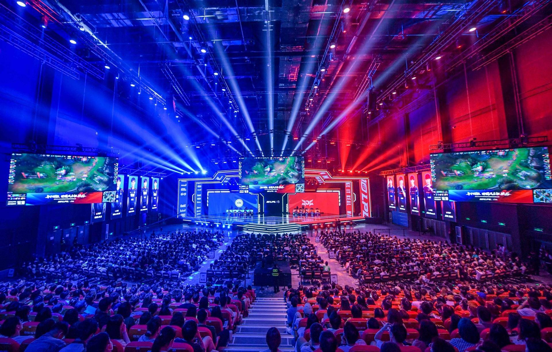 更让队友们 更让队友们