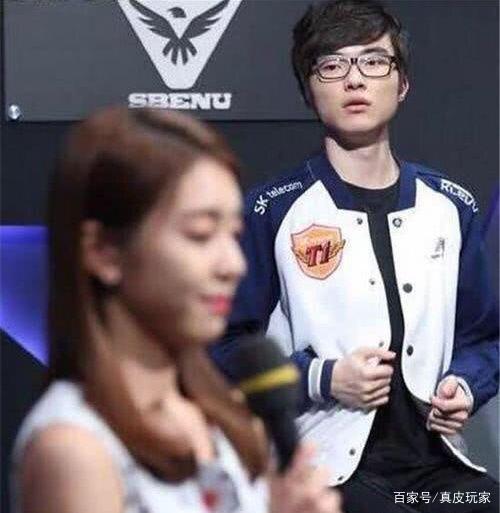 的表现吸引 的表现吸引