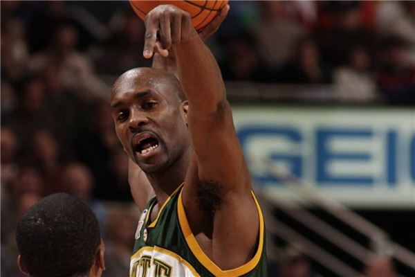 勇士的外线 勇士的外线