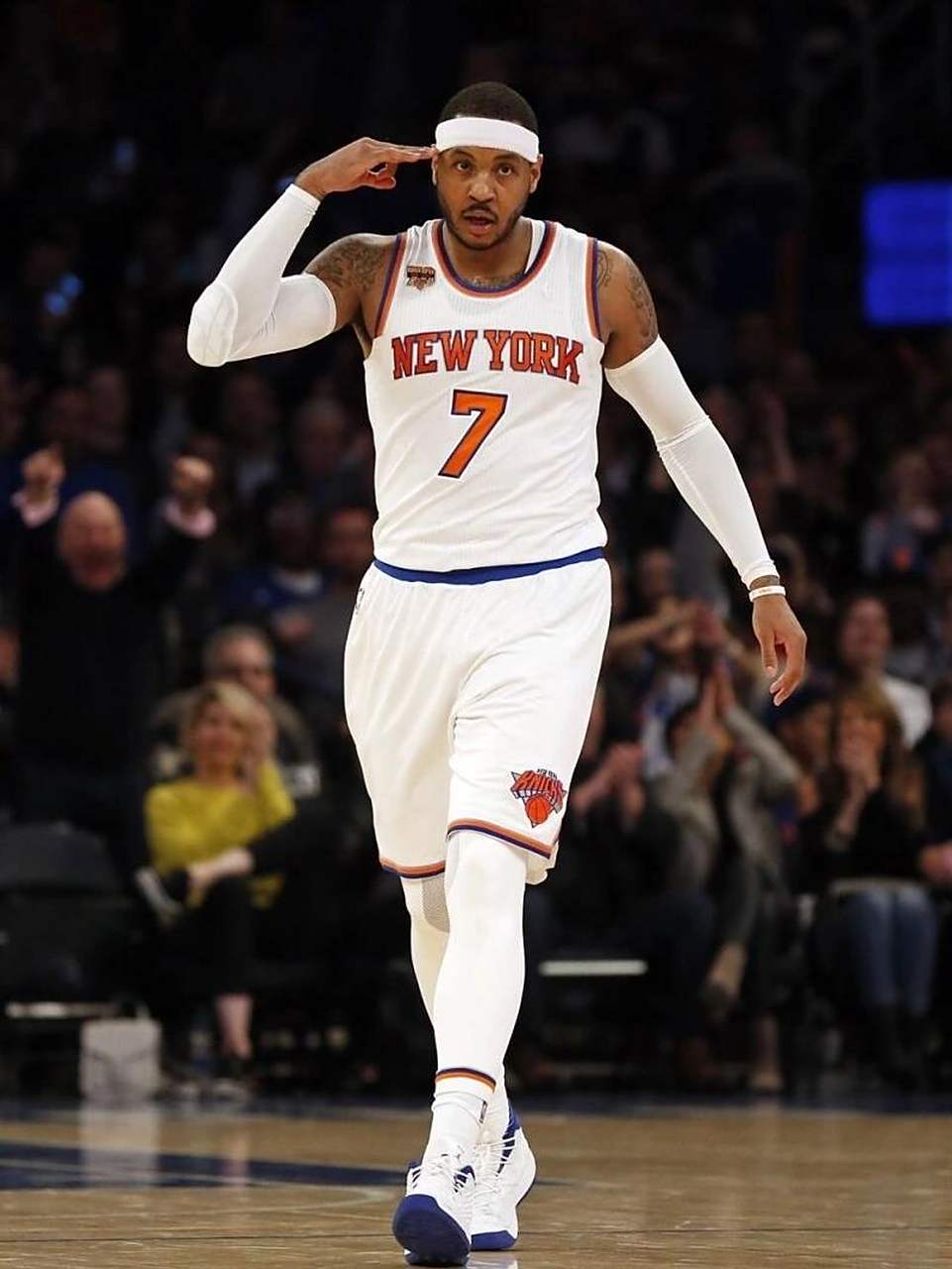 也迫使其团 也迫使其团