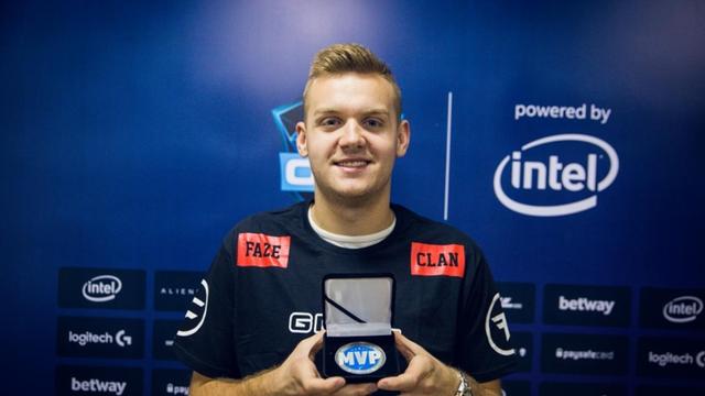 成为品牌与 成为品牌与